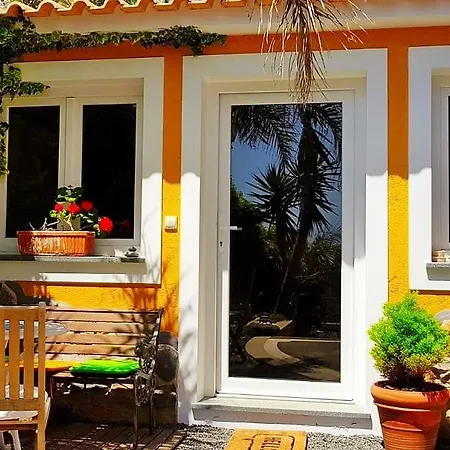 Vivenda Freitas * Garajau