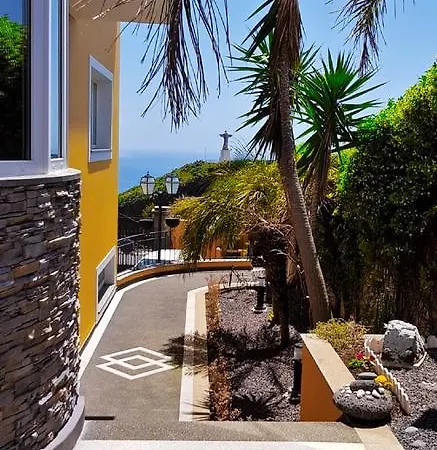 Cristo Rei -vivenda Freitas Apartamento *