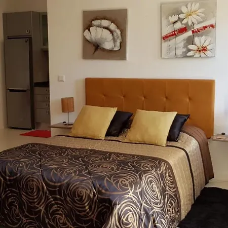 Cristo Rei -vivenda Freitas Apartamento *
